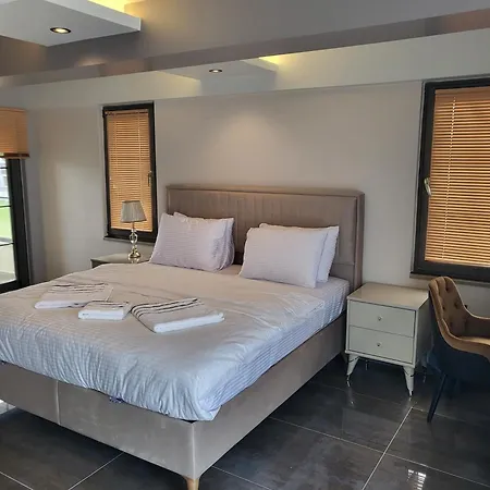 Villa Comfort 4 Bedroom Terrace Villa Yalova Sea View