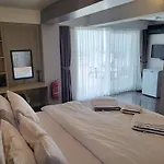 Comfort 4 Bedroom View 别墅 *