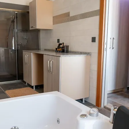 Comfort 4 Bedroom Terrace Villa Yalova Sea View Villa *