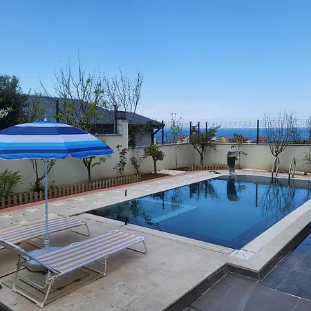 Comfort 4 Bedroom Terrace Sea View * 亚洛瓦