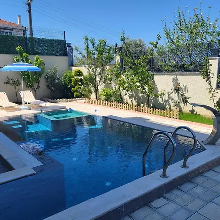 Villa Comfort 4 Bedroom Terrace Villa Yalova Sea View