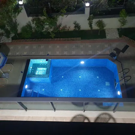 Comfort 4 Bedroom Terrace Villa Yalova Sea View