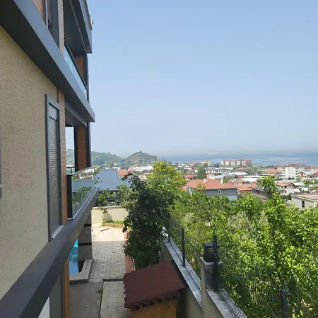 Comfort 4 Bedroom Terrace Villa Yalova Sea View