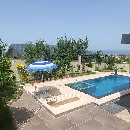 Comfort 4 Bedroom Terrace Villa Yalova Sea View Villa Yalova